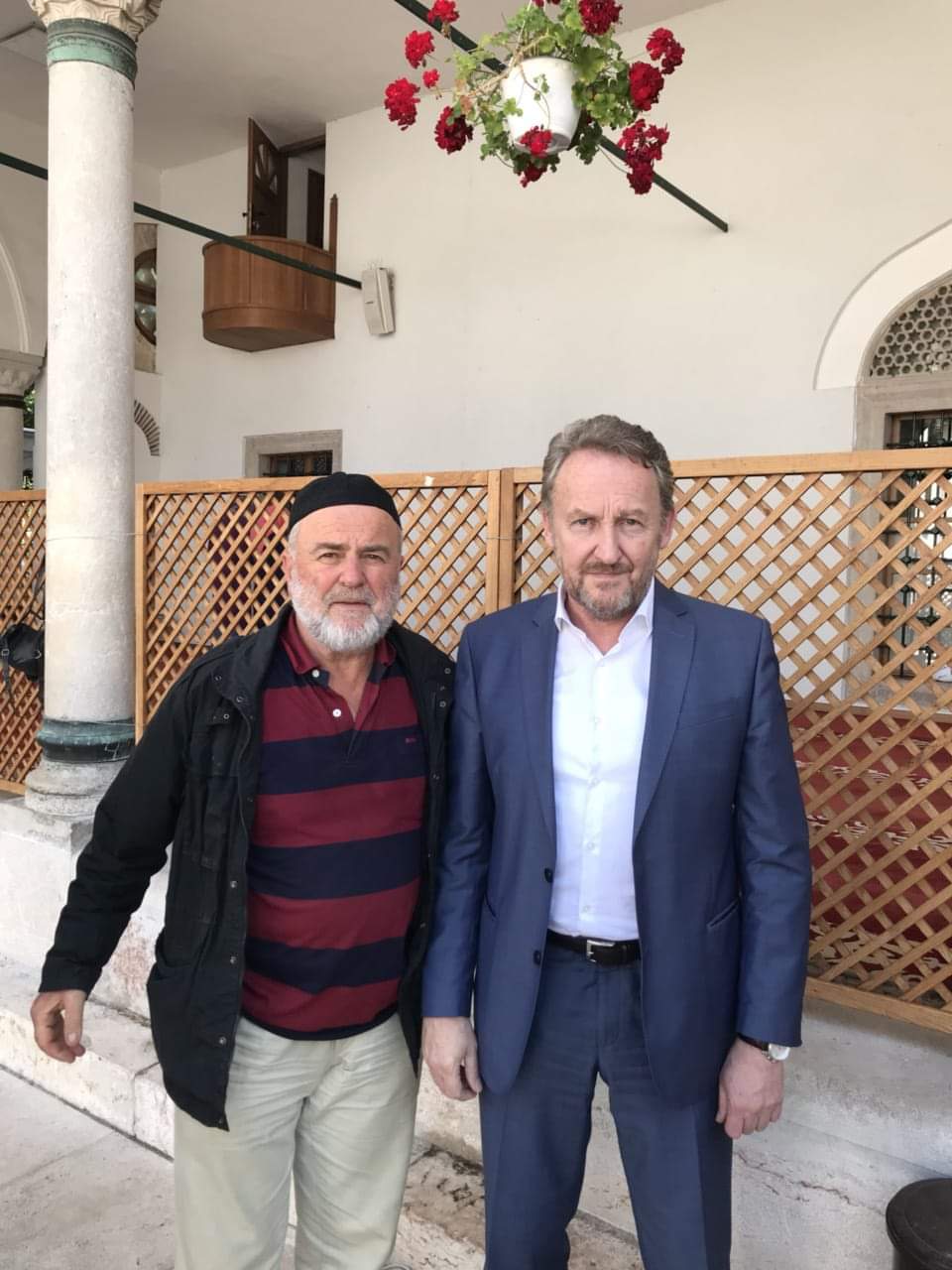 Bivši simpatizer Zukorlićeve stranke: Vožd SPP-a je opsihiren