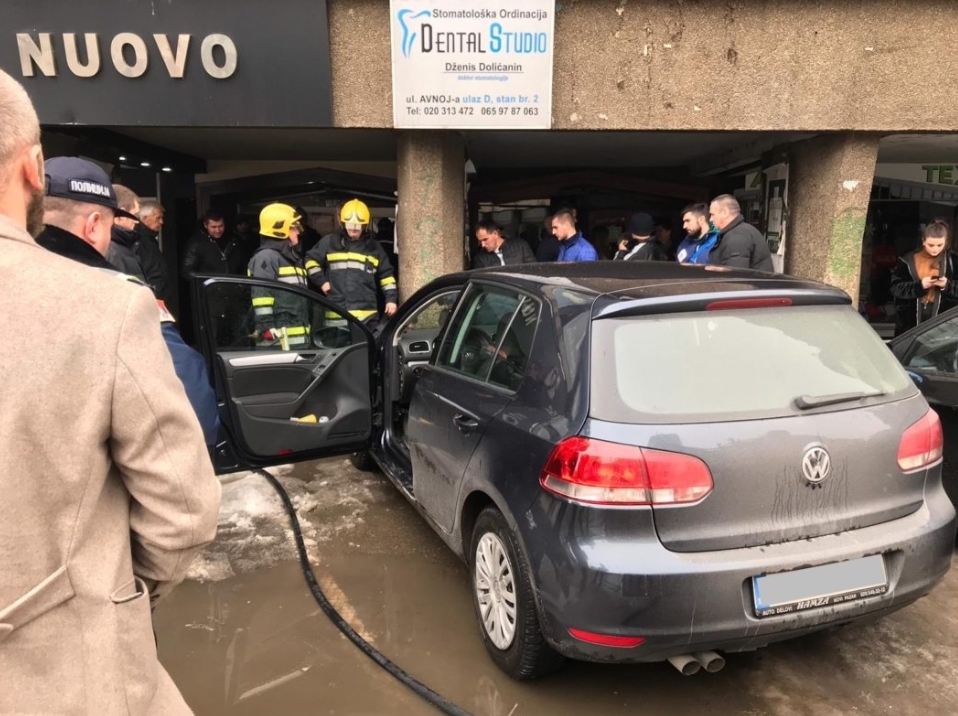 GORI AUTO ISPRED LUČNE ZGRADE