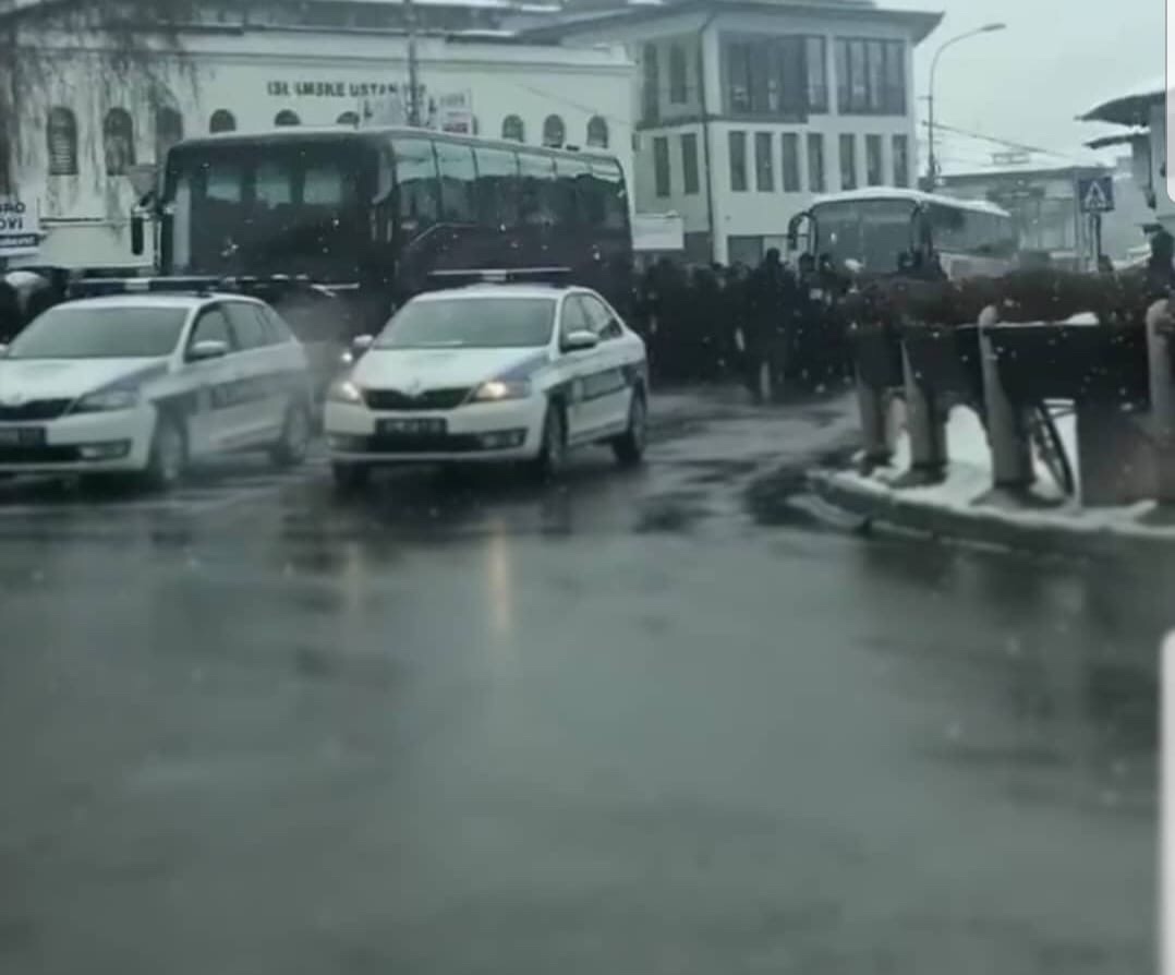 Više od 200 navijača biće podrška košarkašima u Čačku