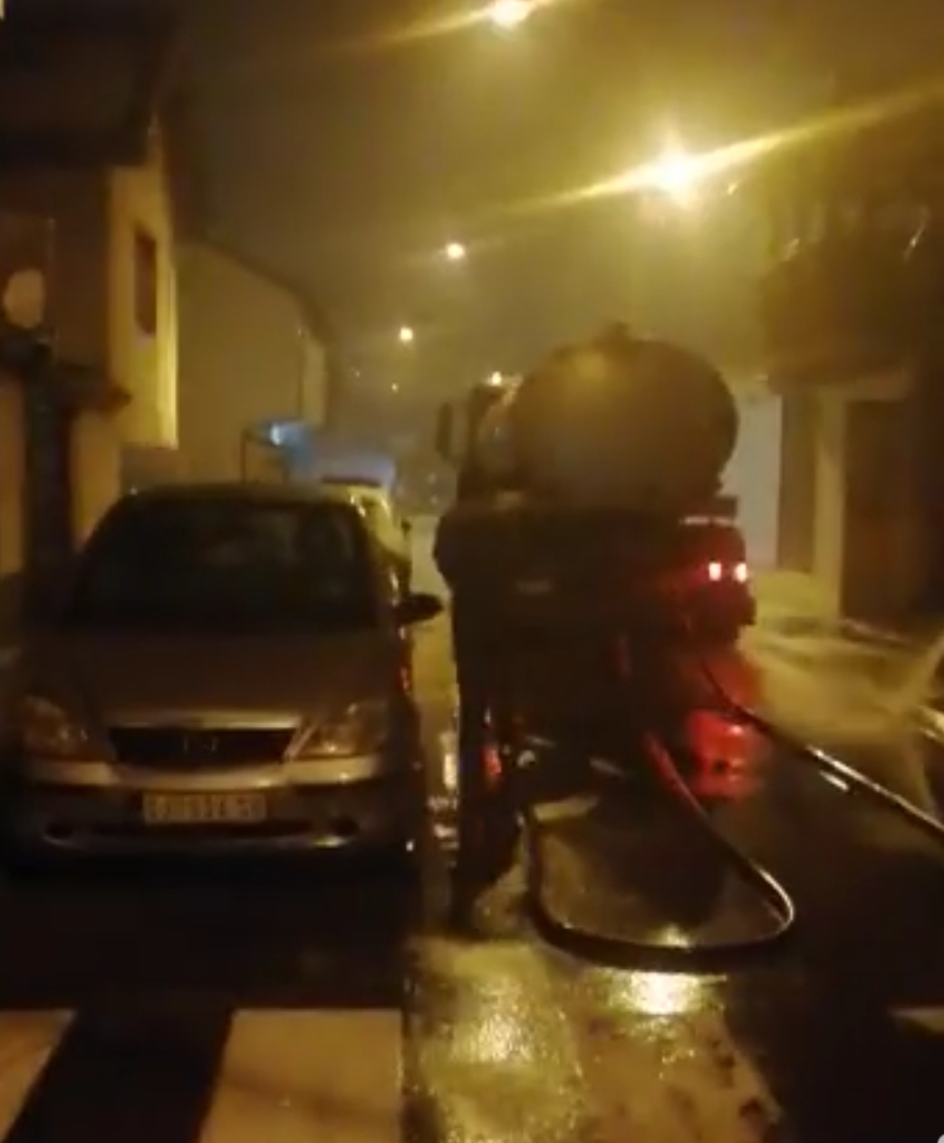 JKP počeli sa pranjem ulica