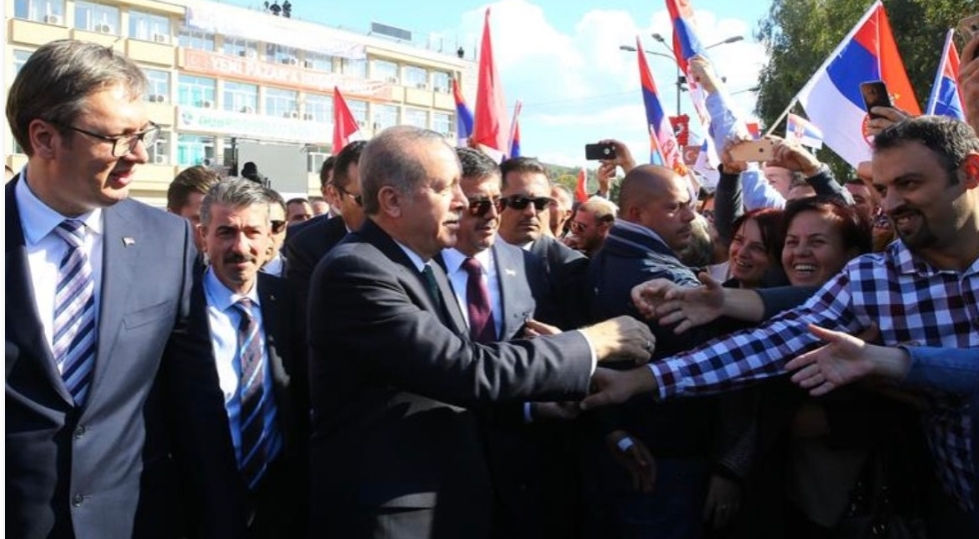 Vučić pozvao Erdoana da posjeti Srbiju i zahvalio predsjedniku Turske na podršci u izgradnji a