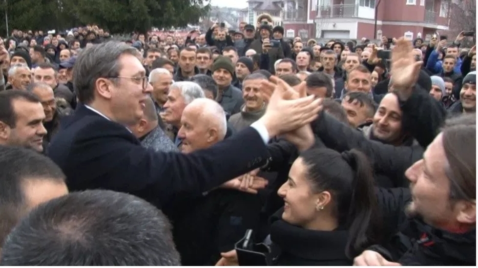 Vučić u Tutinu: Za godinu dana otvaram put sa Erdoganom, gradićemo trafostanicu i vodovod