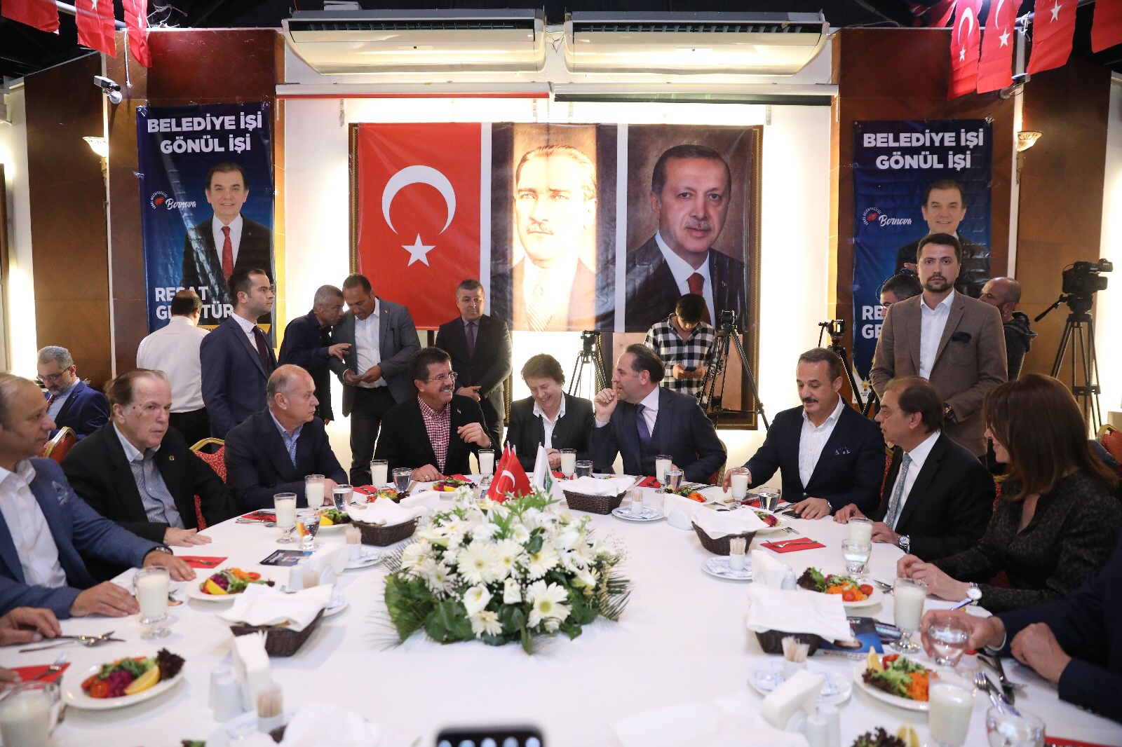 RASIM LJAJIĆ DOVODI TURSKE INVESTITORE U SANDŽAK! Bošnjaci iz Turske će otvarati fabrike u sandžačkim gradovima