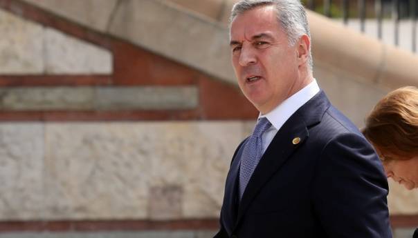 Đukanović neće odgovoriti zahtjevima prosvjednika i dati ostavku