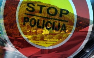 SKANDAL U RIBARIĆU || NEZAPAMĆENA BAHATOST I NEZAKONITE RADNJE DVOJICE TUTINSKIH POLICAJACA