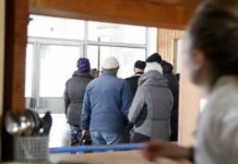 Muslimani Glamoča radost ramazana podijelili sa korisnicima Pučke kuhinje