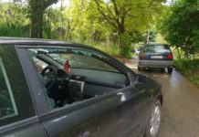 Napadnut Zoran Maksimović, novinar TV Prva Automobil Zoran Maksimovic