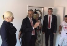 Uručeni ključevi za 9 novih kuća u romskom naselju u Blaževu