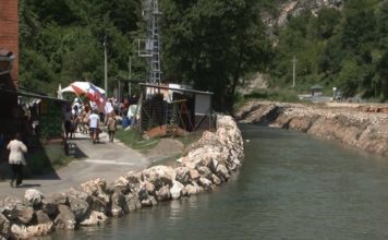 BRIGADE ORA SVUDA PO PAZARU! Čistili stari put prema Gradini