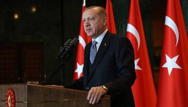 Turska neće prestati da kupuje naftu od Irana, ne boji se američkih sankcija