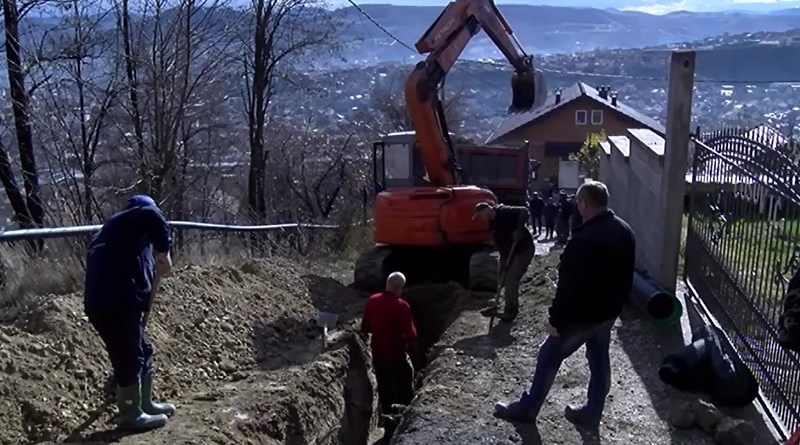 Počela izgradnja fekalne kanalizacije na Paričkom brdu