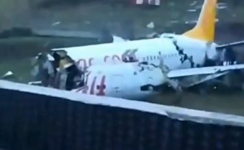 (VIDEO) AVION PRELOMLJEN NA TRI DELA GORI NA PISTI TURSKOG AERODROMA SABIHA GOKČEN! Drama u Istanbulu!