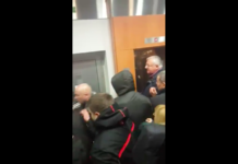 OSUĐENI RATNI ZLOČINAC ŠEŠELJ NEGIRA GENOCID U SREBRENICI U SALI OPŠTINE STARI GRAD U BEOGRADU! Napadnuti aktivisti NVO neki pretučeni! VIDEO