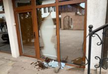 POLUPANO STAKLO NA PROSTORIJAMA IZUS