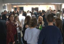 Mladi SDP-a koktelom ozvaničili početak izborne kampanje