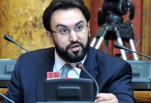 U SKUPŠTINI NASTAO HAOS ZBOG IZJAVE IMAMOVIĆA: TOKOM 90-TIH TOPOVSKE CIJEVI OKRENUTE PREMA NOVOM PAZARU