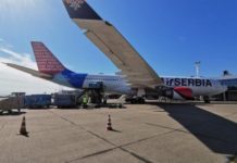 KAKO IZGLEDAJU LETOVI NAKON USPOSTAVE PUTNIČKOG SAOBRAĆAJA? Dolazak na aerodrom TRI SATA PRE LETA, nošenje maski u zgradi terminala obavezno!