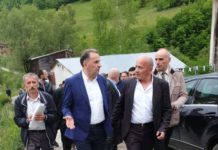 Ljajić sa saradnicima obišao novo rukovodstvo mesnog odbora Crkvine