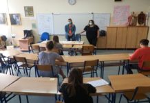 U PET ŠKOLA U NOVOM PAZARU: Kombinovani test sutra ponovo polaže 127 učenika u-pet-skola-u-novom-pazaru:-kombinovani-test-sutra-ponovo-polaze-127-ucenika