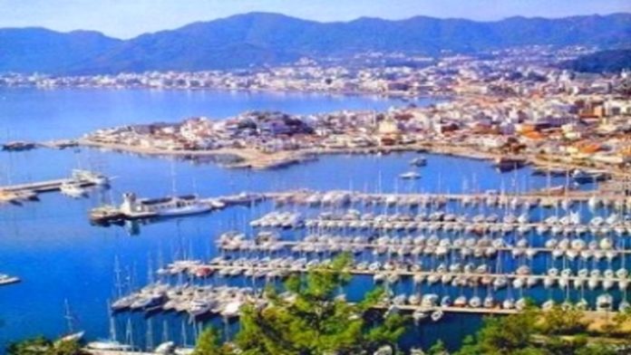 gradonacelnik-marmarisa-demantovao-pisanja-srpskih-tabloida:-nosenje-maski-nije-obavezno-na-plazama