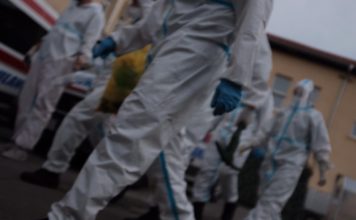 Vojska pred bolnicom u Novom Pazaru, stanje alarmatno vojska-pred-bolnicom-u-novom-pazaru,-stanje-alarmatno