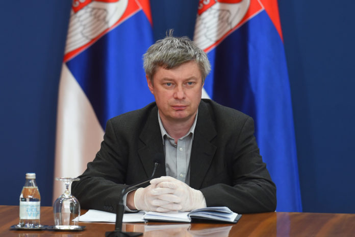 promenila-se-starosna-struktura-obolelih-od-korone,-i-mladi-mogu-da-imaju-tesku-klinicku-sliku