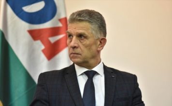 I SDA poziva na ponovljene izbore! Izađimo u što većem broju i otklonimo sve teškoće i-sda-poziva-na-ponovljene-izbore!-izadjimo-u-sto-vecem-broju-i-otklonimo-sve-teskoce