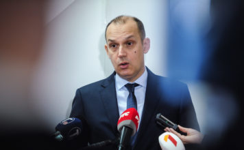 Lončar: Danas u Novi Pazar stiže 15 medicinskih radnika iz Kragujevca loncar:-danas-u-novi-pazar-stize-15-medicinskih-radnika-iz-kragujevca