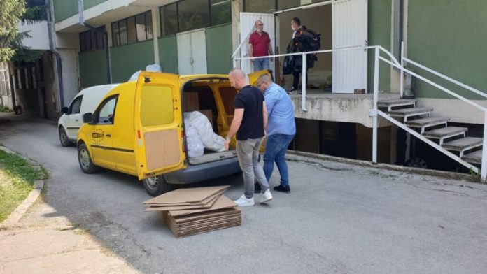 prijepoljski-privrednici-poslali-pomoc-kovid-bolnici-u-novom-pazaru prijepoljski-privrednici-poslali-pomoc-kovid-bolnici-u-novom-pazaru