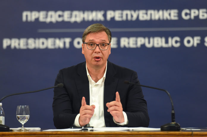 vucic:-odgovarace-i-policajci-koji-su-prekrsili-ovlascenja