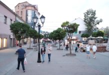 Prvi put se osećamo poželjno i voljeno prvi-put-se-osecamo-pozeljno-i-voljeno