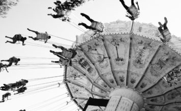 Pukao ringišpil na vašaru, povređeno 8 dece pukao-ringispil-na-vasaru,-povredjeno-8-dece