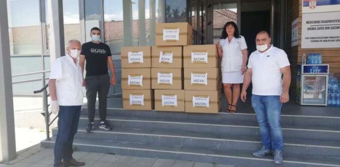 “mizan”-donirao-10-paketa-vizira-domu-zdravlja-u-novom-pazaru “mizan”-donirao-10-paketa-vizira-domu-zdravlja-u-novom-pazaru
