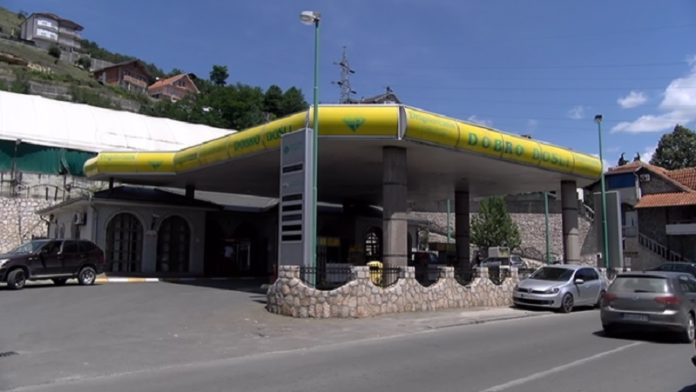 dragolovcanin-kompanija-daje-gorivo-u-vrednosti-od-milion-dinara-za-prevoz-pacijenata dragolovcanin-kompanija-daje-gorivo-u-vrednosti-od-milion-dinara-za-prevoz-pacijenata