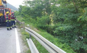 Potraga za devojčicom (11) nakon saobraćajne nesreće potraga-za-devojcicom-(11)-nakon-saobracajne-nesrece