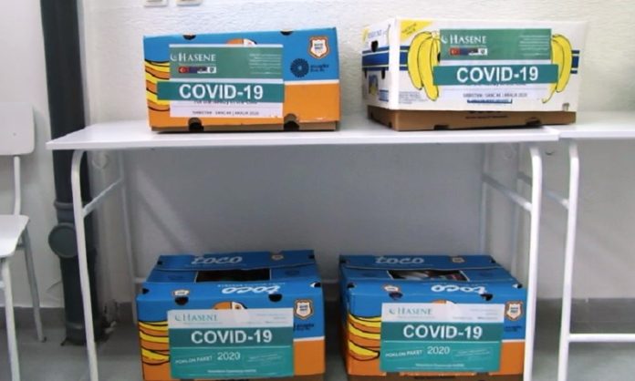 „hasene“-predala-90-paketa-sa-zivotnim-namirnicama-od-donatora-iz-njujorka,-amerike-i-graca