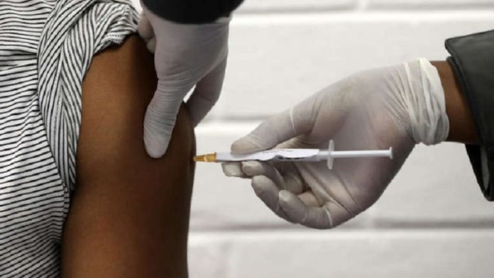 oxford:-vakcina-sigurna,-aktivira-imunoloski-sistem-protiv-covid-a-19