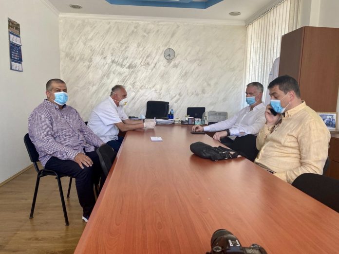 dejan-tomasevic-posetio-novi-pazar!-urucio-vredne-donacije-domu-zdravlja