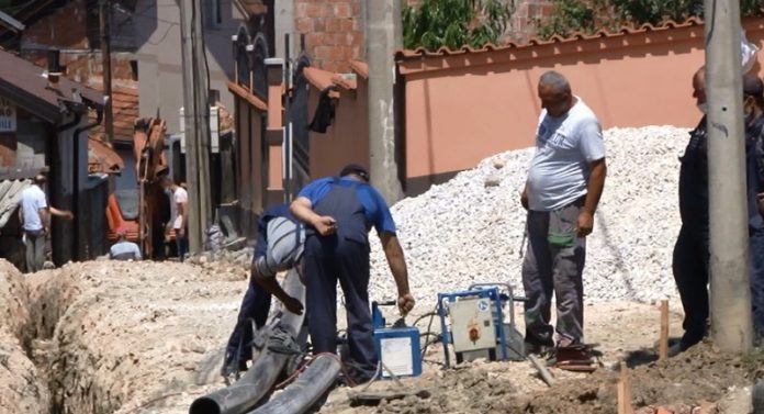 270-metara-nove-vodovodne-mreze-u-naselju-jermise 270-metara-nove-vodovodne-mreze-u-naselju-jermise