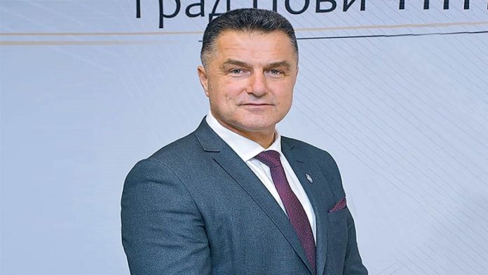 bisevac-javnosti-pokazao-medicinsku-dokumentaciju,-protiv-muratovica-zbog-iznosenja-lazi-podnece-tuzbu