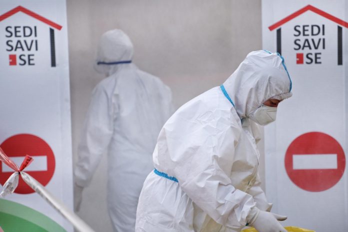 -szo:-virus-se-moze-pobediti-samo-postovanjem-mera