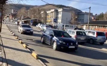 Uhapšen muškarac u Novom Pazaru, osumnjičen za pretnje upravnici zatvora -uhapsen-muskarac-u-novom-pazaru,-osumnjicen-za-pretnje-upravnici-zatvora