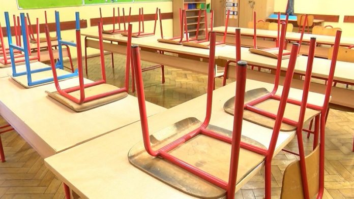 kon:-predlozeni-skraceni-casovi-u-skolama-sa-15-ucenika-po-odeljenju