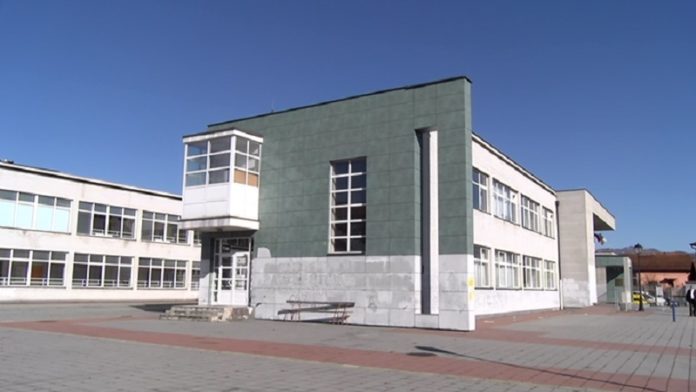 medicinska-skola-“dva-heroja”-prestaje-da-bude-covid-bolnica