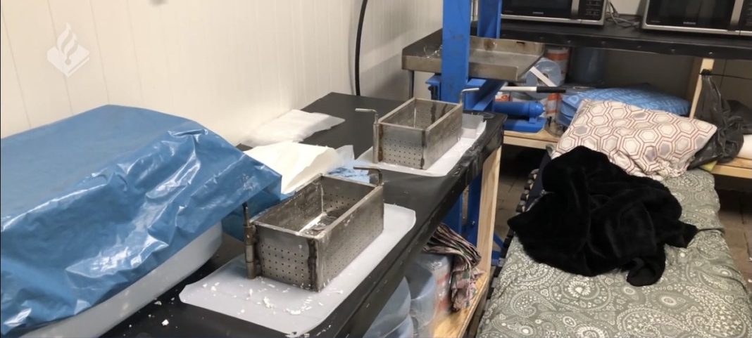 -pogledajte-video!-otkrivena-najveca-laboratorija-za-proizvodnju-kokaina-u-holandiji