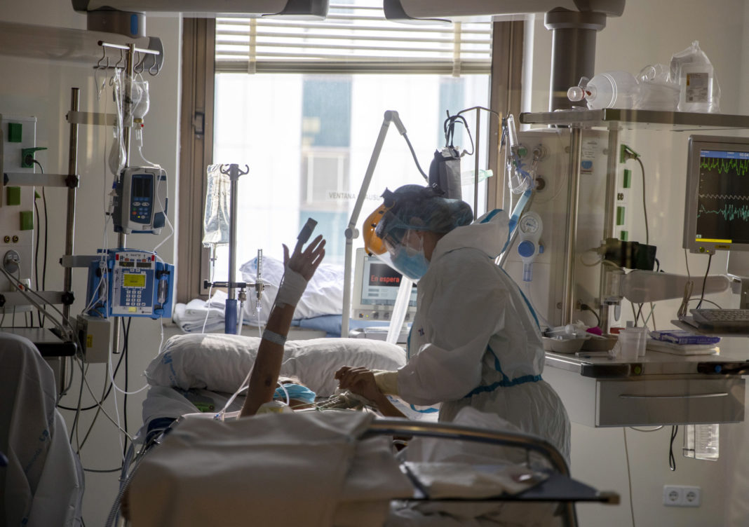 -u-crnog-gori-65-novozarazenih-i-dvoje-preminulih