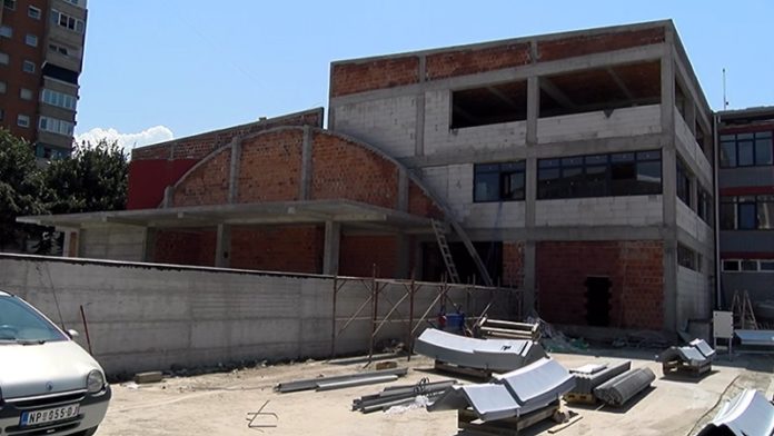 radovi-u-punom-jeku-na-os-“bratstvo”