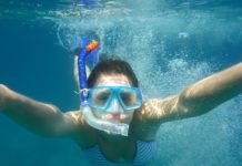 Devojka se na letovanju treći put zarazila korona virusom -devojka-se-na-letovanju-treci-put-zarazila-korona-virusom