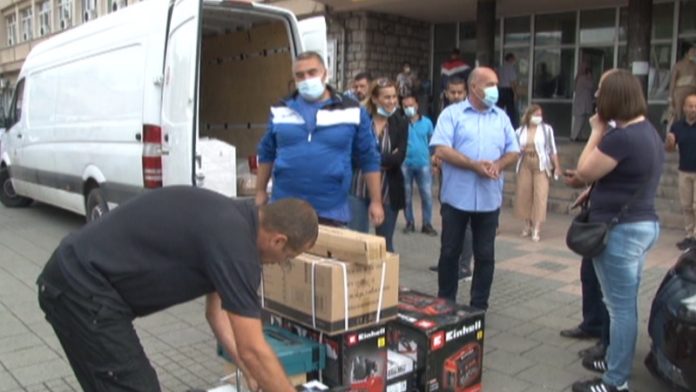 podeljena-oprema-za-pokretanje-i-jacanje-sopstvenog-biznisa-za-povratnike-i-inetrno-raseljene