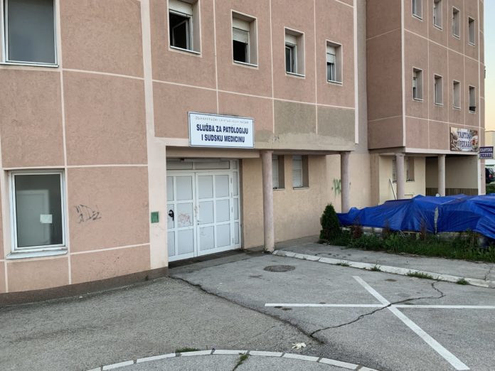 -novi-pazar:-osam-pacijenata-na-lecenju-u-crvenoj-zoni!-jedan-preminuo -novi-pazar:-osam-pacijenata-na-lecenju-u-crvenoj-zoni!-jedan-preminuo